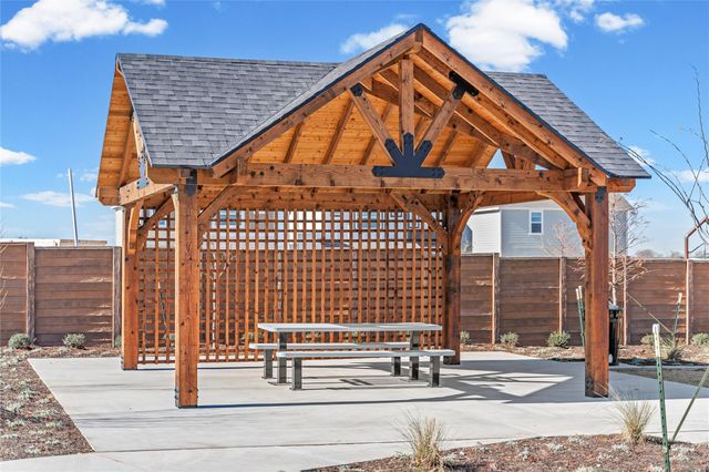 137 Desert Hare DR, Jarrell, TX 76537