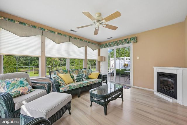 10 CAROLINA WAY, Mount Laurel, NJ 08054