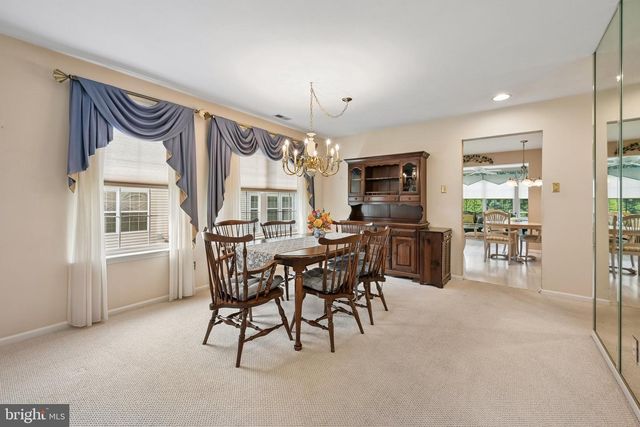 10 CAROLINA WAY, Mount Laurel, NJ 08054
