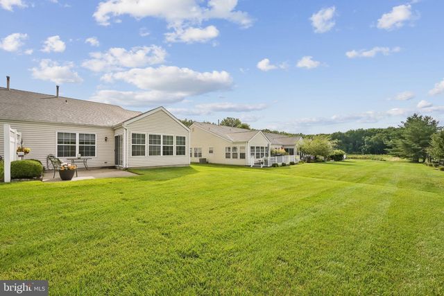 10 CAROLINA WAY, Mount Laurel, NJ 08054