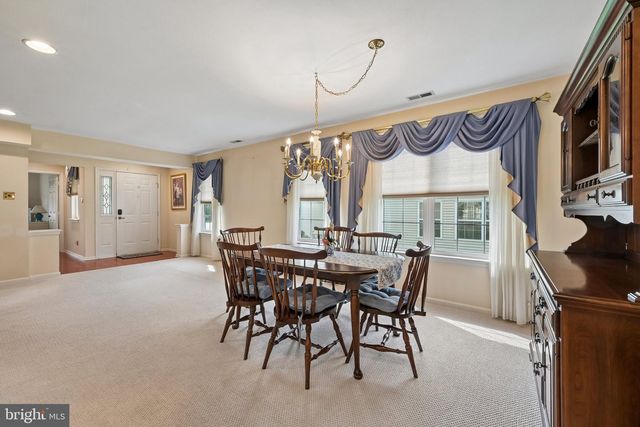 10 CAROLINA WAY, Mount Laurel, NJ 08054