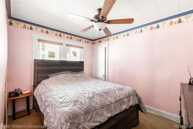 1449 Wayburn Street, Grosse Pointe, MI 48230