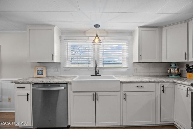 5947 Elks Road, Grimesland, NC 27837