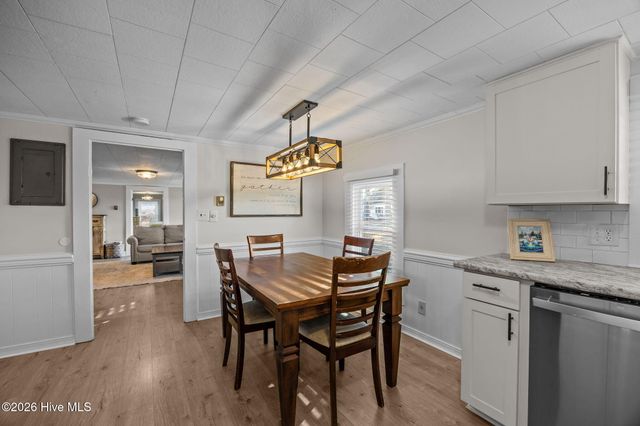 5947 Elks Road, Grimesland, NC 27837