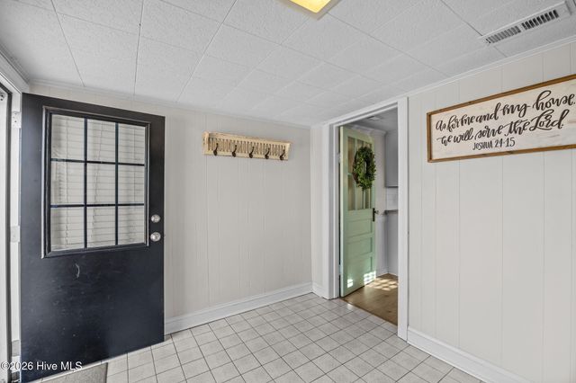 5947 Elks Road, Grimesland, NC 27837