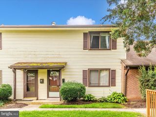 8413 FUERTE CT #127, Alexandria, VA 22309