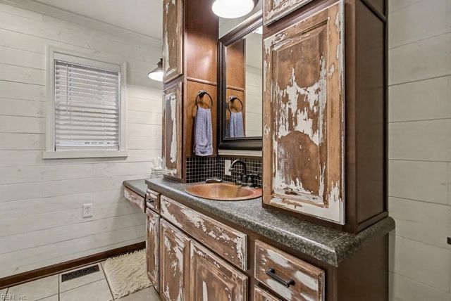 6253 Adams Hunt DR, Williamsburg, VA 23188