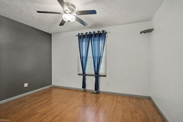 6253 Adams Hunt DR, Williamsburg, VA 23188