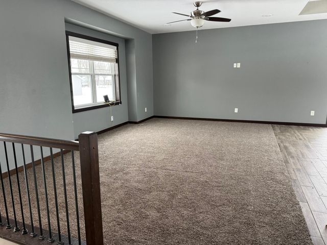 110 4th Place SW, Geneva, MN 56035