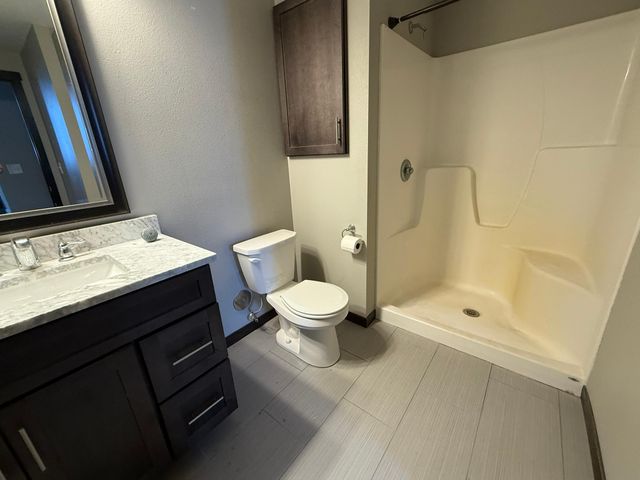 110 4th Place SW, Geneva, MN 56035