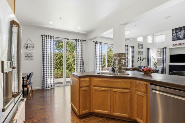 1979 Bradbury Street, Salinas, CA 93906