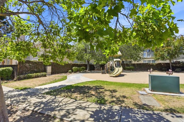 1979 Bradbury Street, Salinas, CA 93906