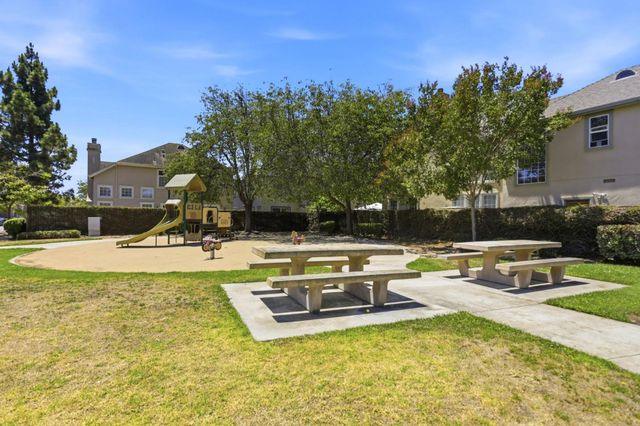 1979 Bradbury Street, Salinas, CA 93906