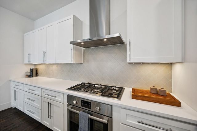 2007 Brun Street C, Houston, TX 77019