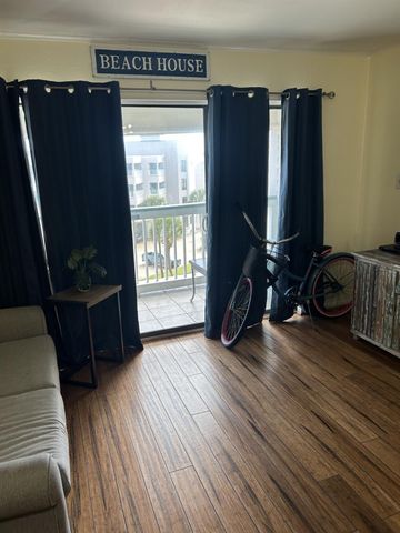 6102 Seawall Boulevard 375, Galveston, TX 77551