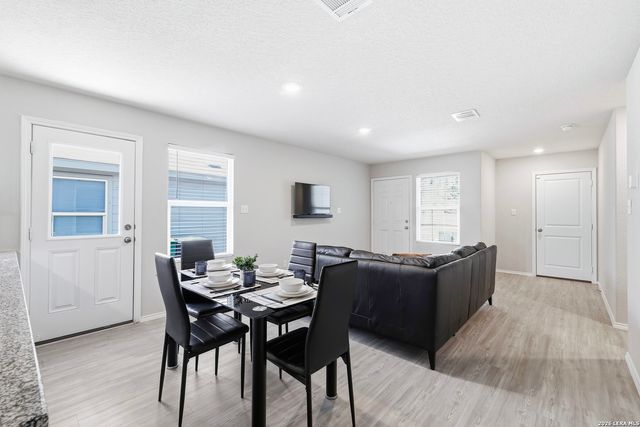 10730 GIACCONI DR, Converse, TX 78109