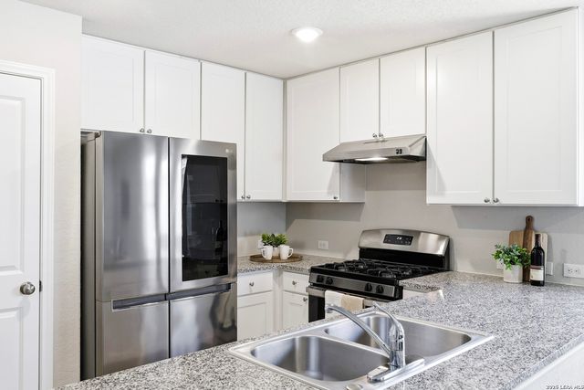 10730 GIACCONI DR, Converse, TX 78109