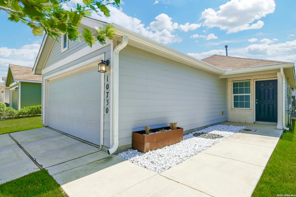10730 GIACCONI DR, Converse, TX 78109