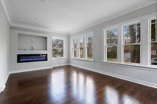 602 E 88th Place, Chicago, IL 60619