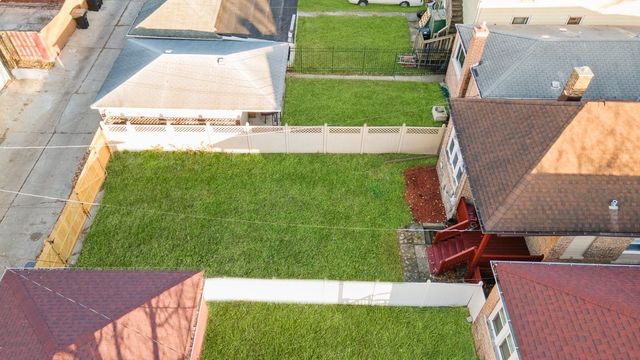 602 E 88th Place, Chicago, IL 60619