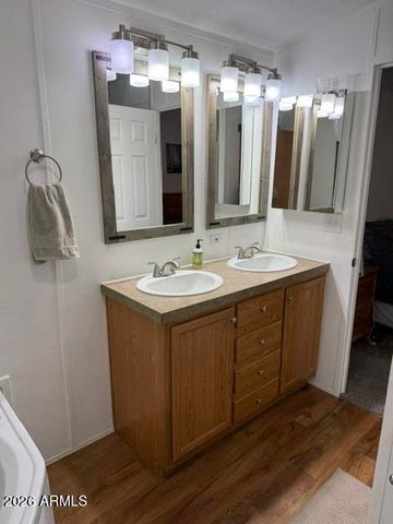 2200 N Delaware Drive 10, Apache Junction, AZ 85120