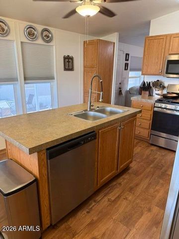 2200 N Delaware Drive 10, Apache Junction, AZ 85120