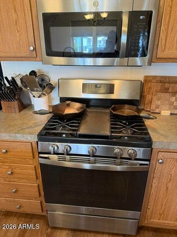 2200 N Delaware Drive 10, Apache Junction, AZ 85120