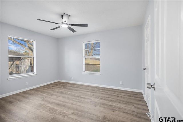 897 Christopher Dr, Whitehouse, TX 75791