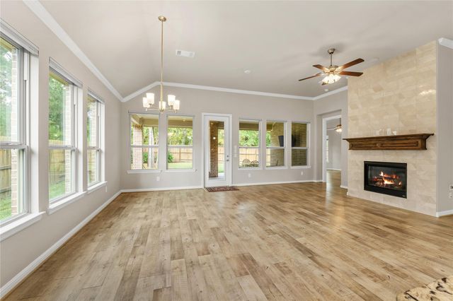 120 Crinium Lily Court, Montgomery, TX 77316