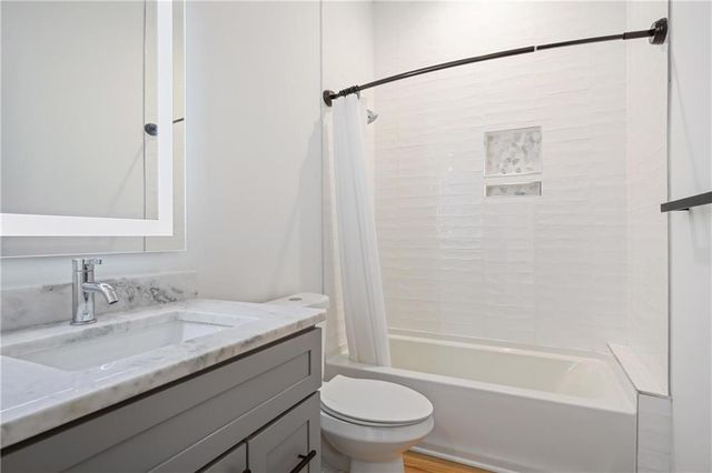 956 Herndon NW Street, Atlanta, GA 30318