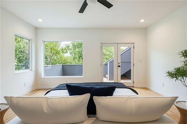 956 Herndon NW Street, Atlanta, GA 30318