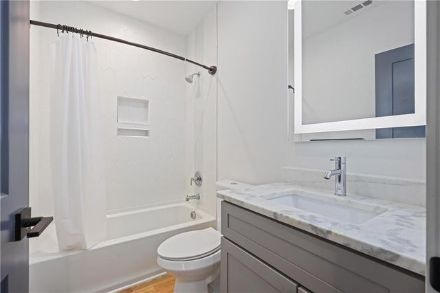 956 Herndon NW Street, Atlanta, GA 30318