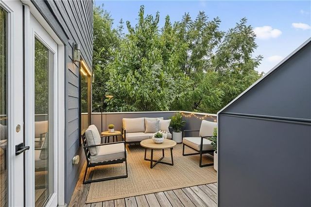 956 Herndon NW Street, Atlanta, GA 30318