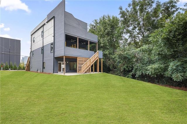 956 Herndon NW Street, Atlanta, GA 30318