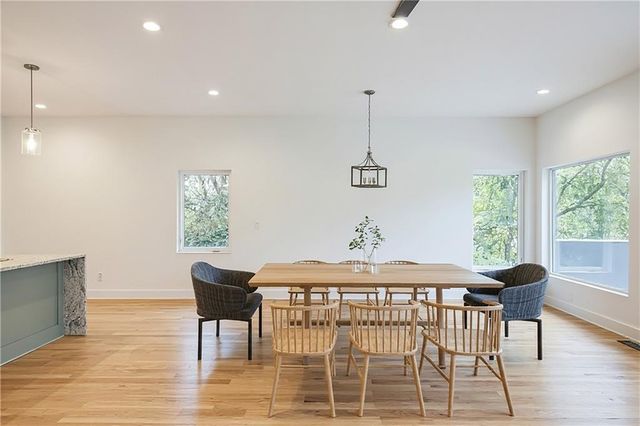 956 Herndon NW Street, Atlanta, GA 30318