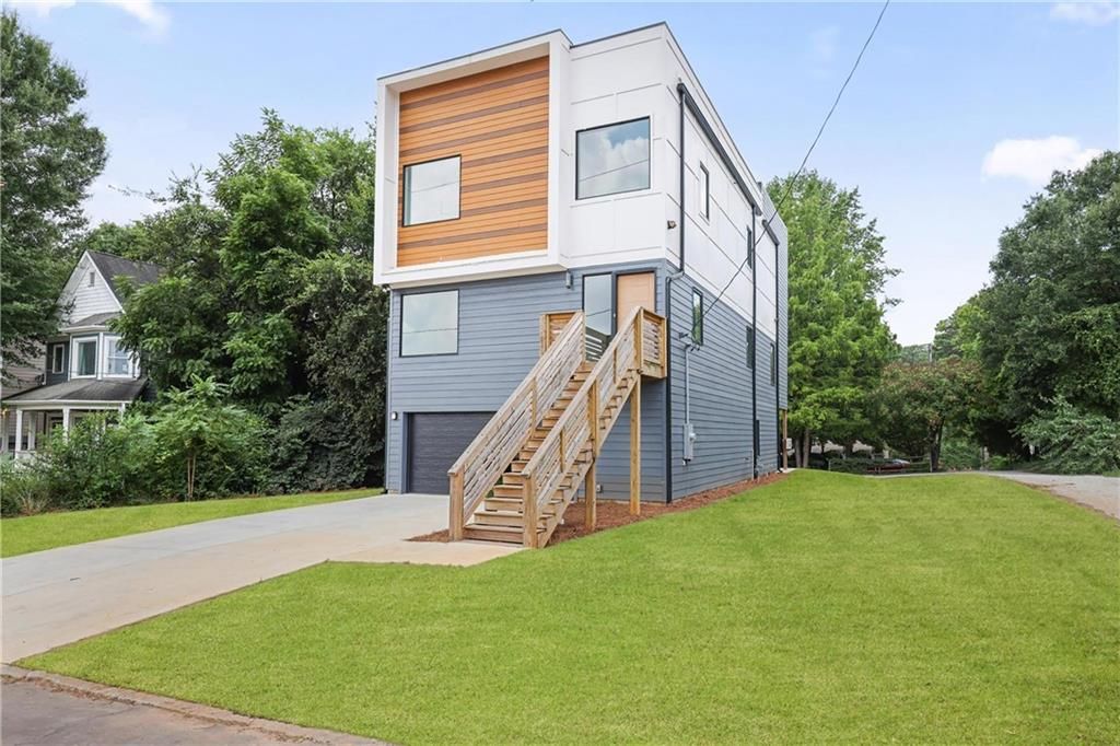 956 Herndon NW Street, Atlanta, GA 30318