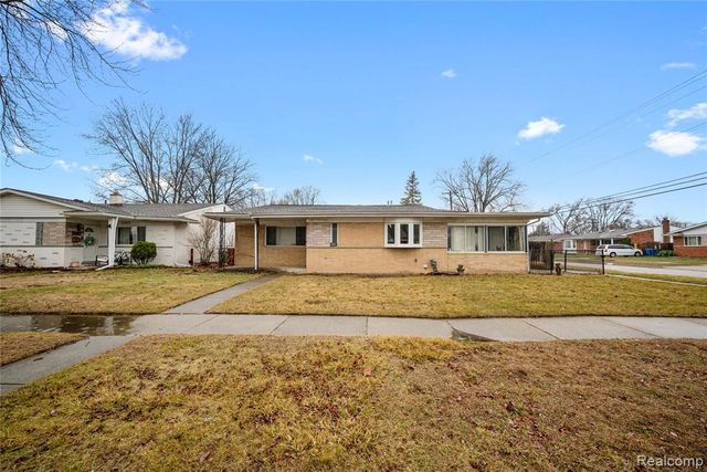 27483 Norma Drive, Warren, MI 48093