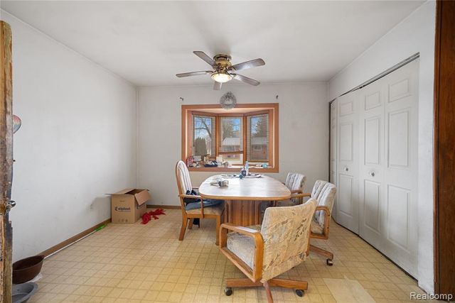 27483 Norma Drive, Warren, MI 48093