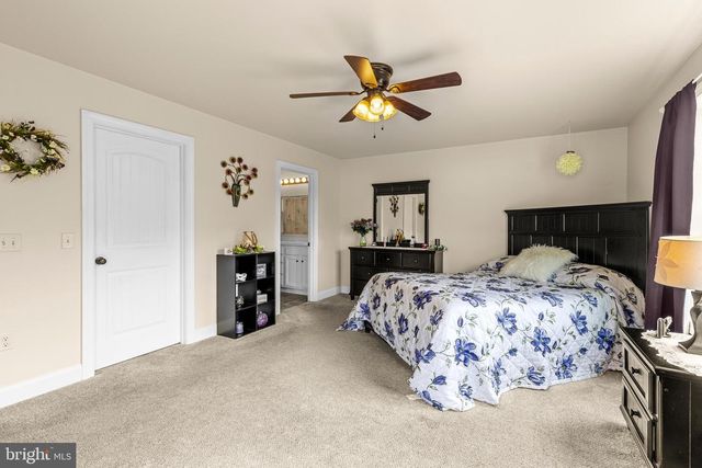 185 MASTERS DR, Denver, PA 17517