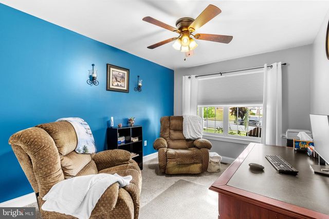 185 MASTERS DR, Denver, PA 17517