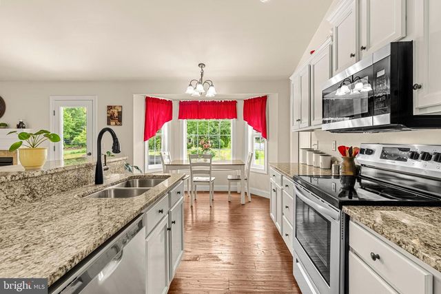 185 MASTERS DR, Denver, PA 17517
