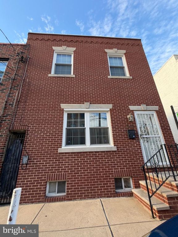 519 E CABOT ST, PHILADELPHIA, PA 19125 — photo 2