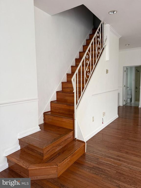 519 E CABOT ST, PHILADELPHIA, PA 19125 — photo 5