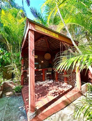 5934 Tropical DR, Fort Myers, FL 33919