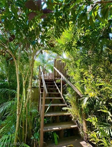 5934 Tropical DR, Fort Myers, FL 33919