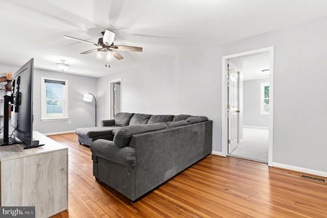 3033 SYKESVILLE RD, Westminster, MD 21157