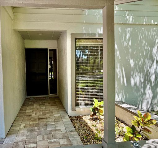 4689 OAK FOREST DRIVE E 1, Sarasota, FL 34231