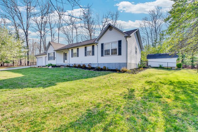 2016 Shalako Dr, Crossville, TN 38572