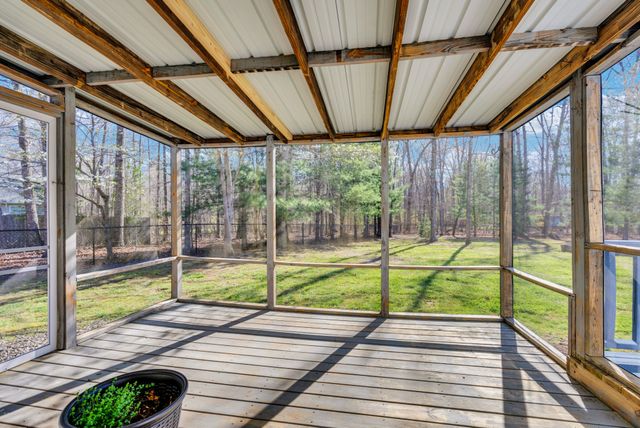2016 Shalako Dr, Crossville, TN 38572