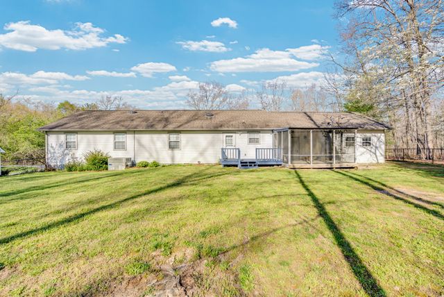 2016 Shalako Dr, Crossville, TN 38572